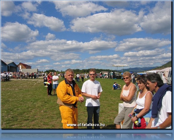 image001