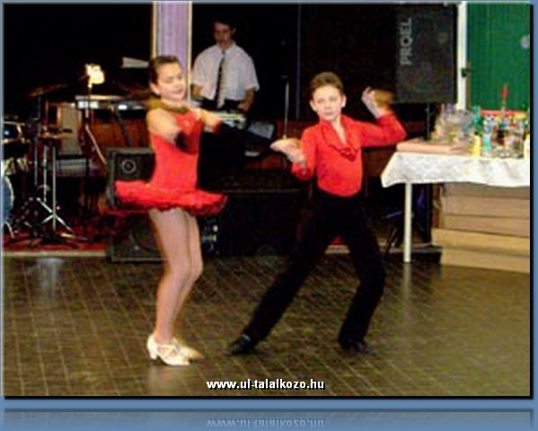 voroskeresztes bal 13pg